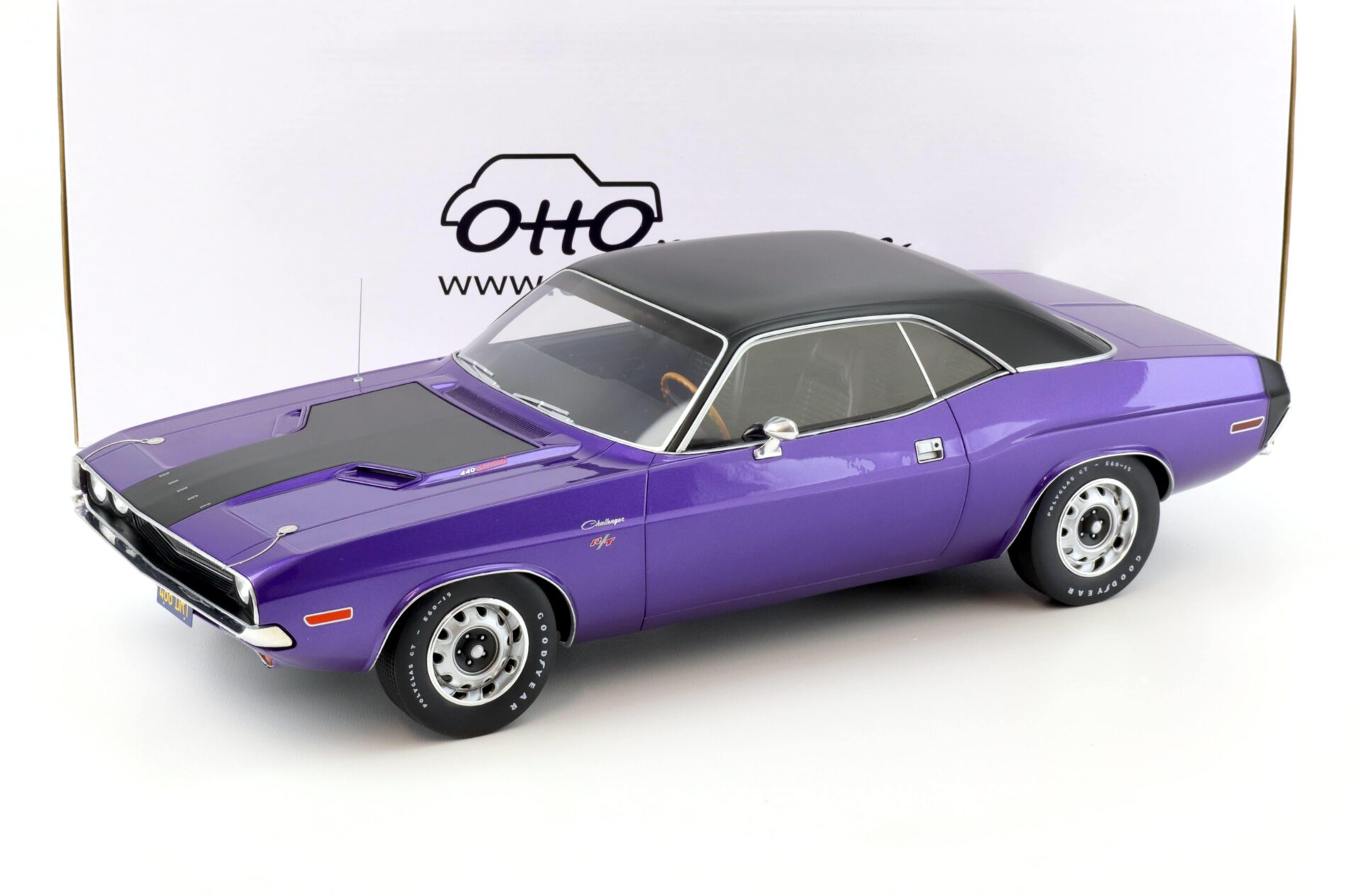1:12 OTTO mobile G083 Dodge Challenger R/T Coupe 1970 Plum Crazy