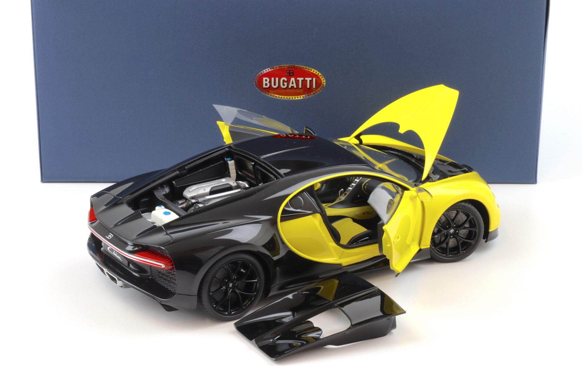 1:18 AUTOart Bugatti Chiron 2017 Jaune Molsheim yellow/ Nocturne black 70994