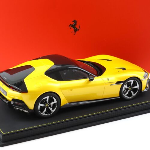 1:18 BBR Ferrari 12 Cilindri Giallo Tristrato with Showcase - Limited 12 pcs.