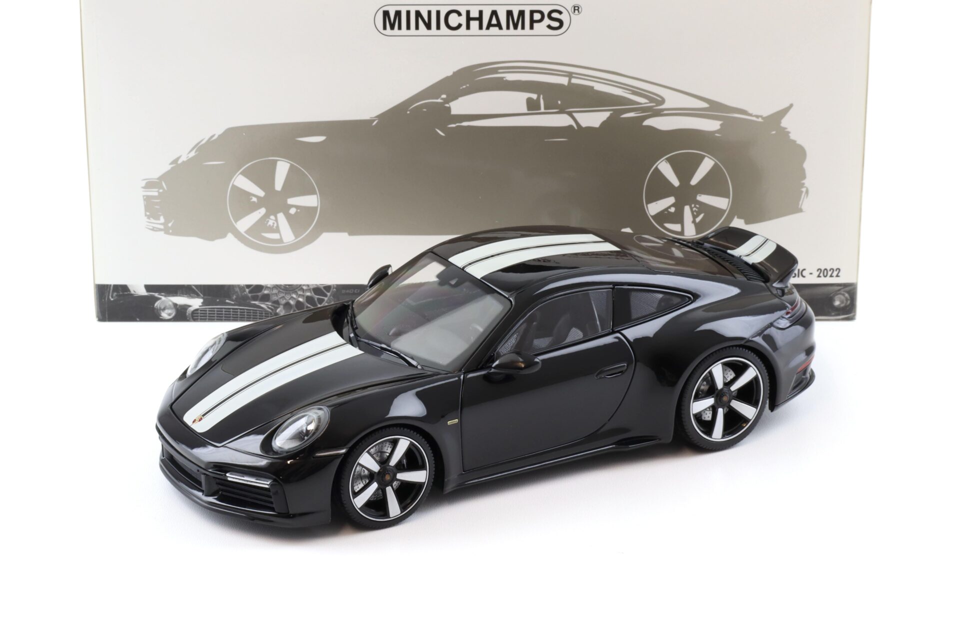1:18 Minichamps Porsche 911 992 Sport Classic Coupe 2022 black