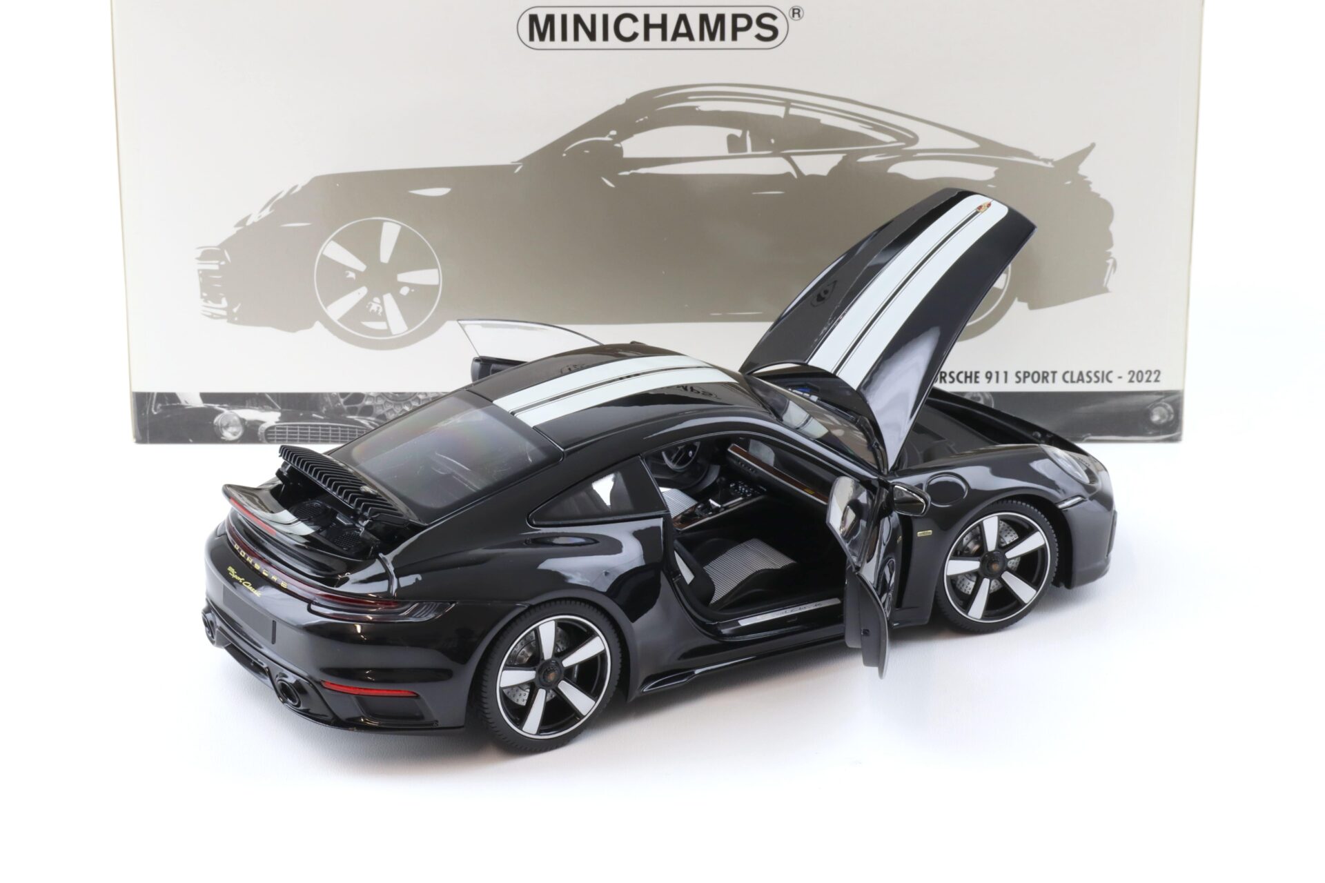 1:18 Minichamps Porsche 911 992 Sport Classic Coupe 2022 black