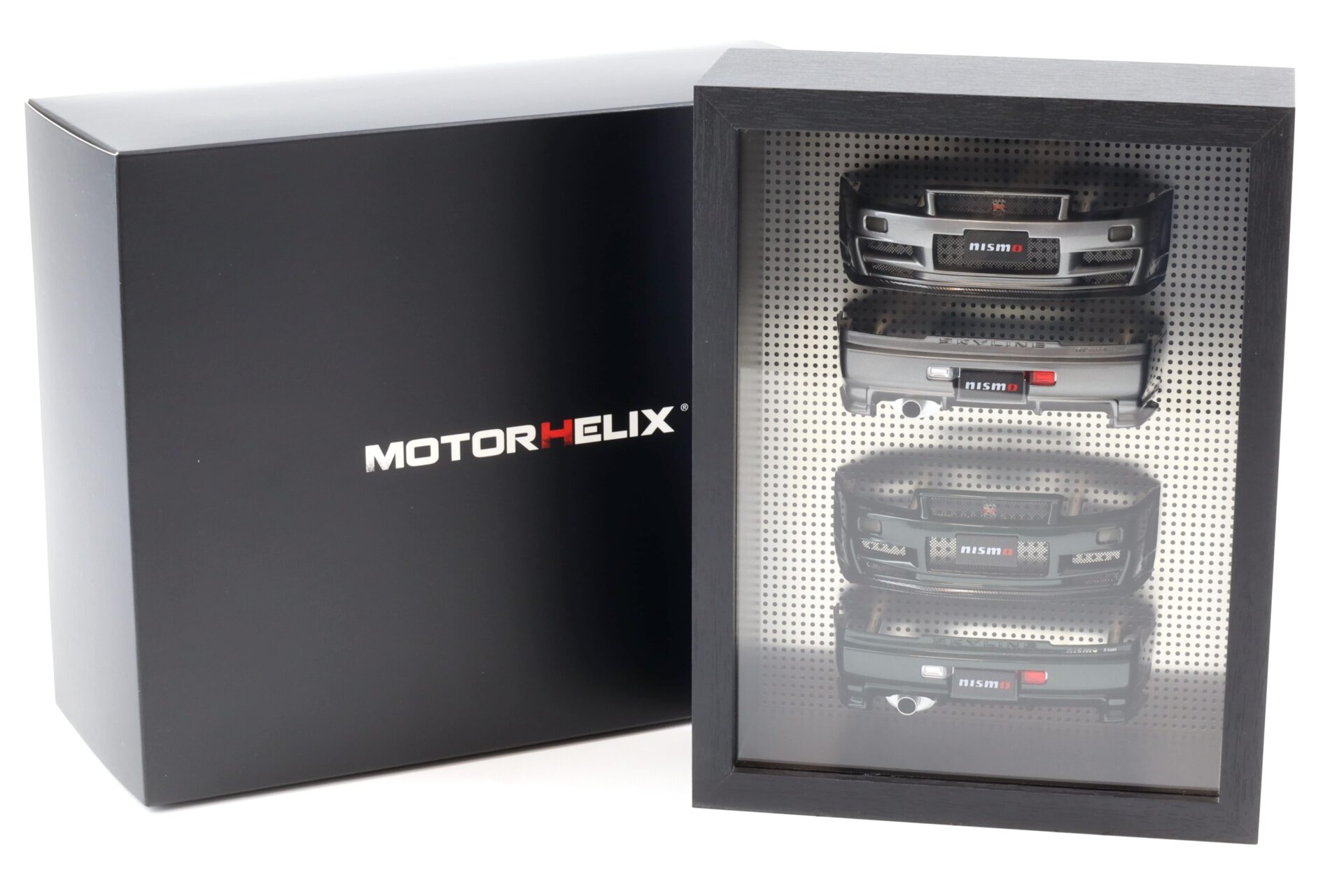 1:18 Motorhelix Nissan Skyline R34 Bumper Frame Display gun metallic + green M91008