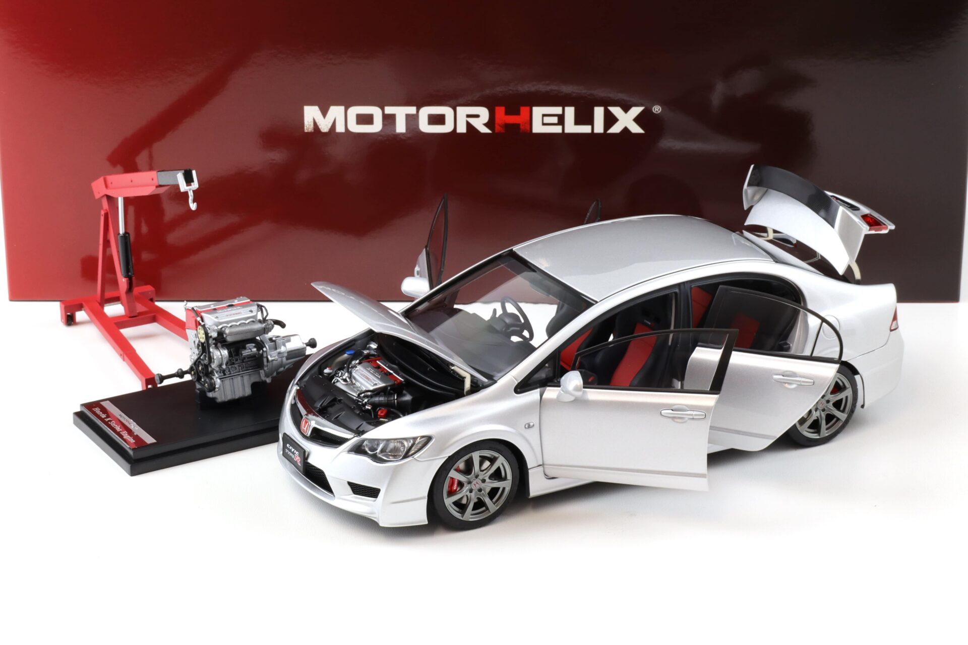 1:18 Motorhelix Honda Civic Type R (FD2) Late Version Super Platinum silver M85405