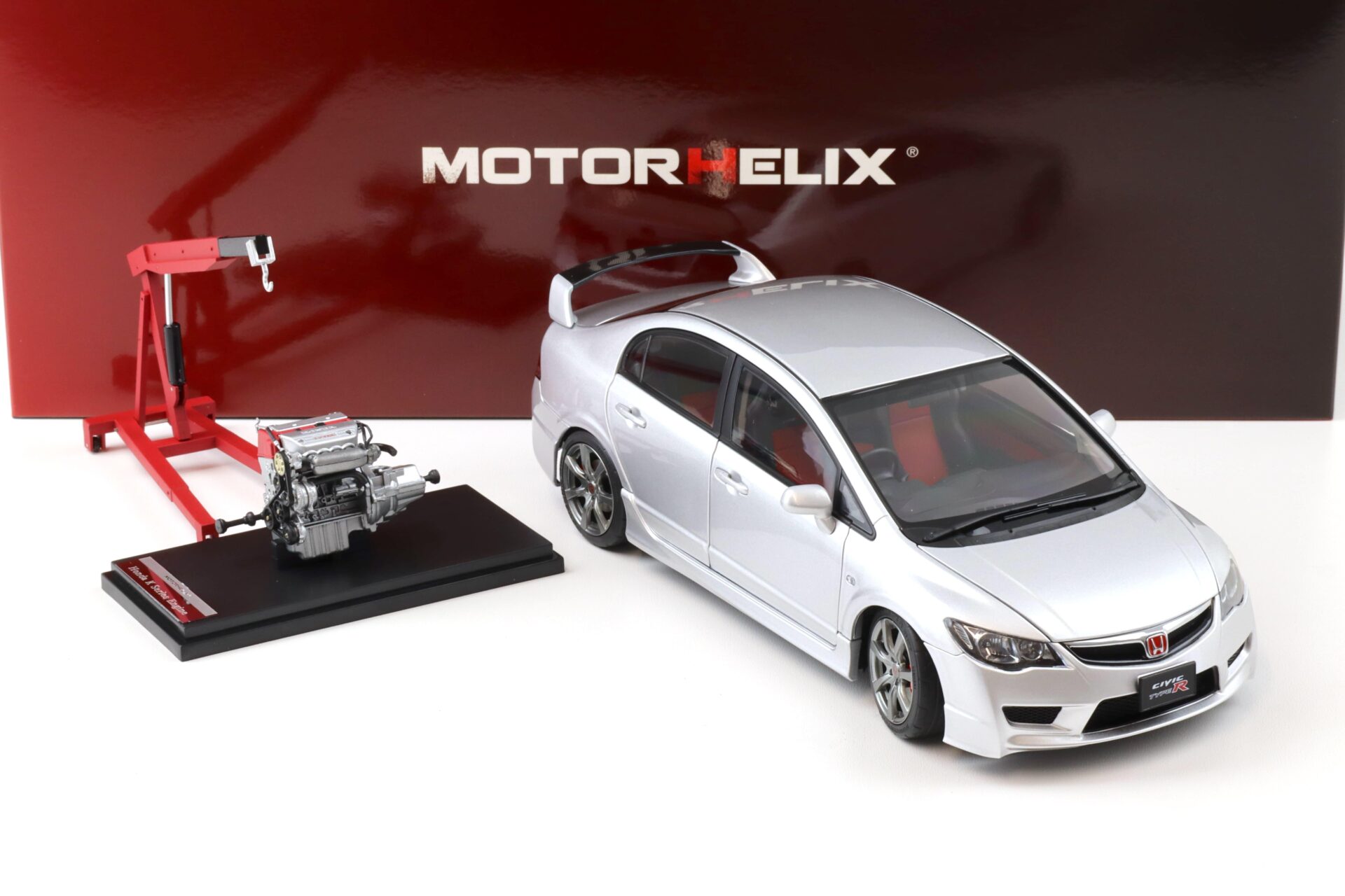 1:18 Motorhelix Honda Civic Type R (FD2) Late Version Super Platinum silver M85405