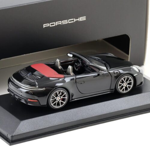 1:43 Minichamps Porsche 911 992.2 Carrera GTS Cabriolet black WAP DEALER