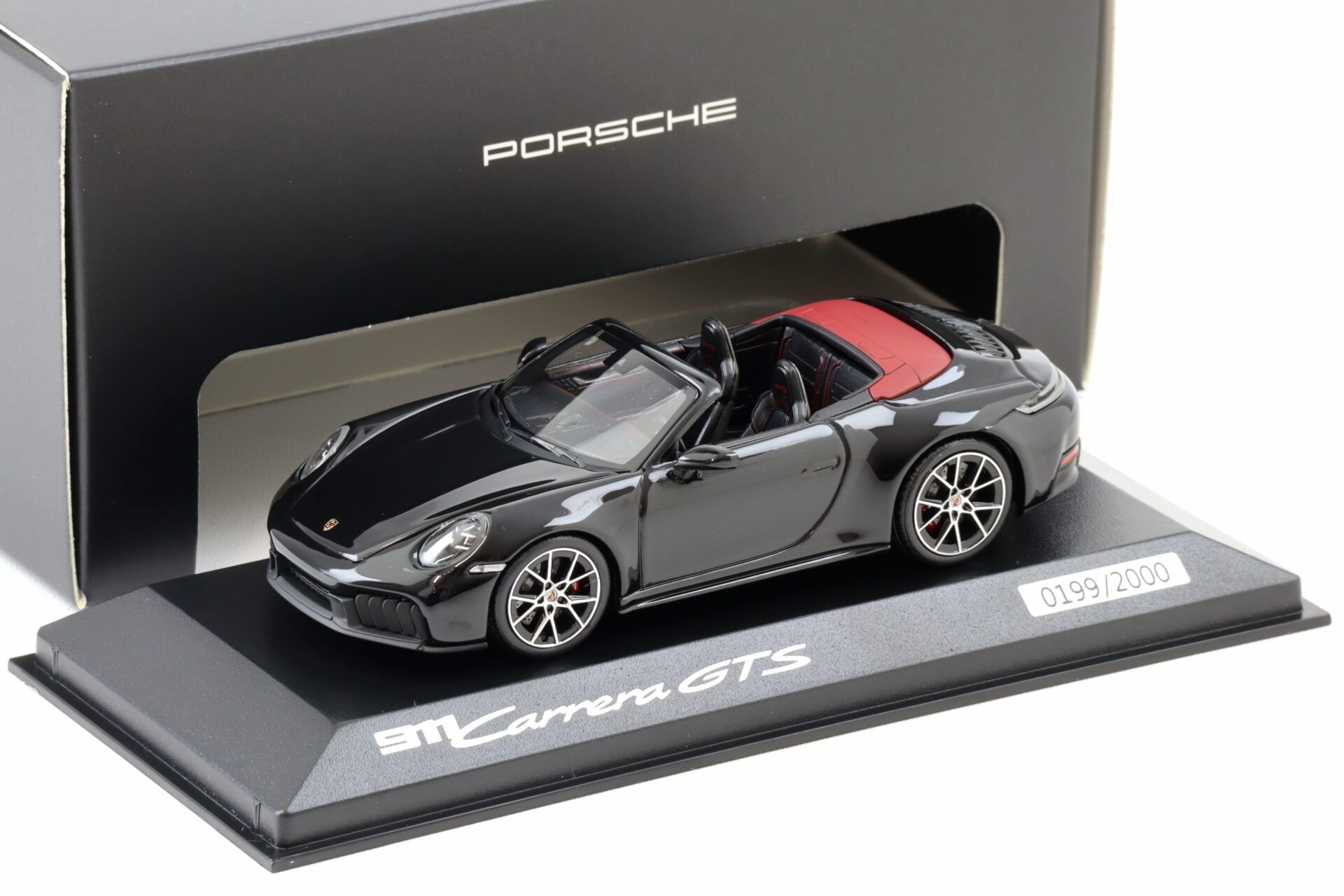 1:43 Minichamps Porsche 911 992.2 Carrera GTS Cabriolet black WAP DEALER