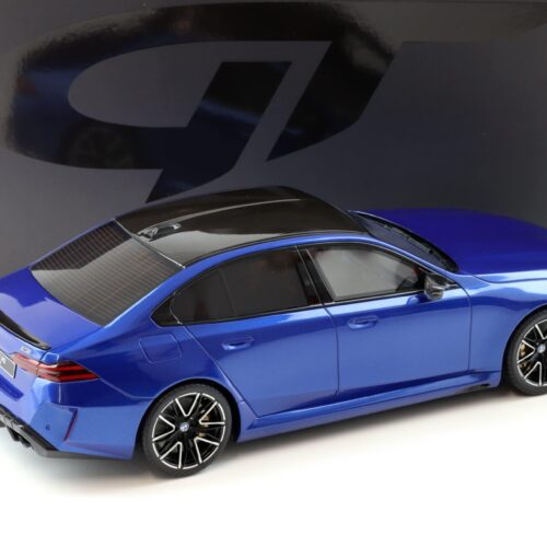 1:18 GT Spirit GT507 BMW M5 Limousine G90 Marina Bay blue metallic 2024