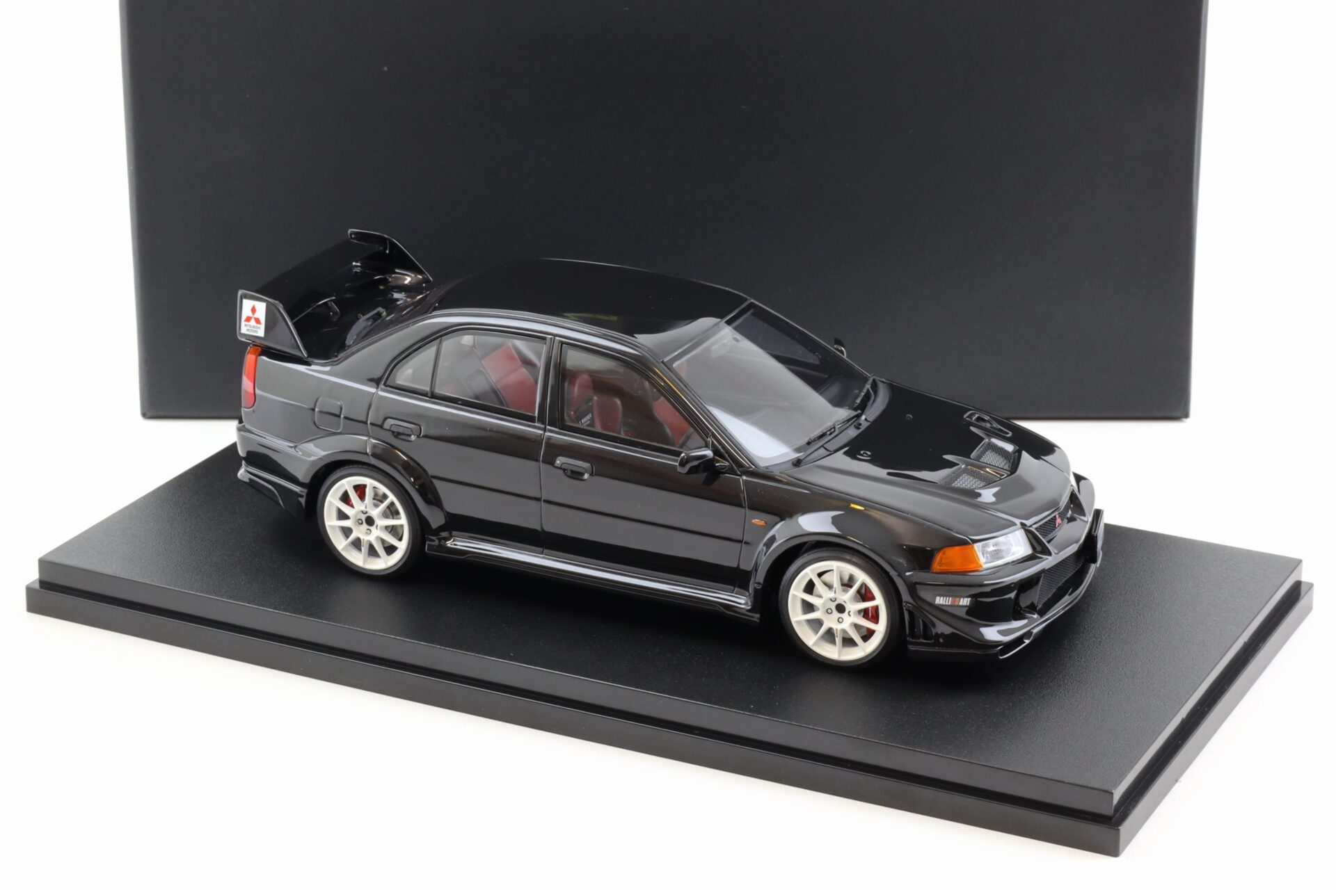 1:18 POP RACE Mitsubishi Lancer EVO 6.5 Tommi Makinen Edition black