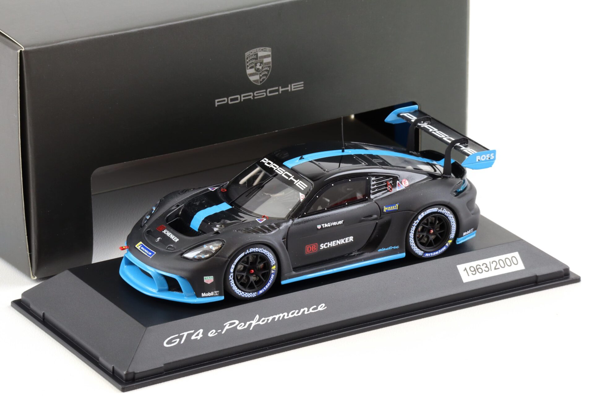1:43 Spark Porsche Cayman GT4 e-Performance 2022 black/ blue WAP DEALER