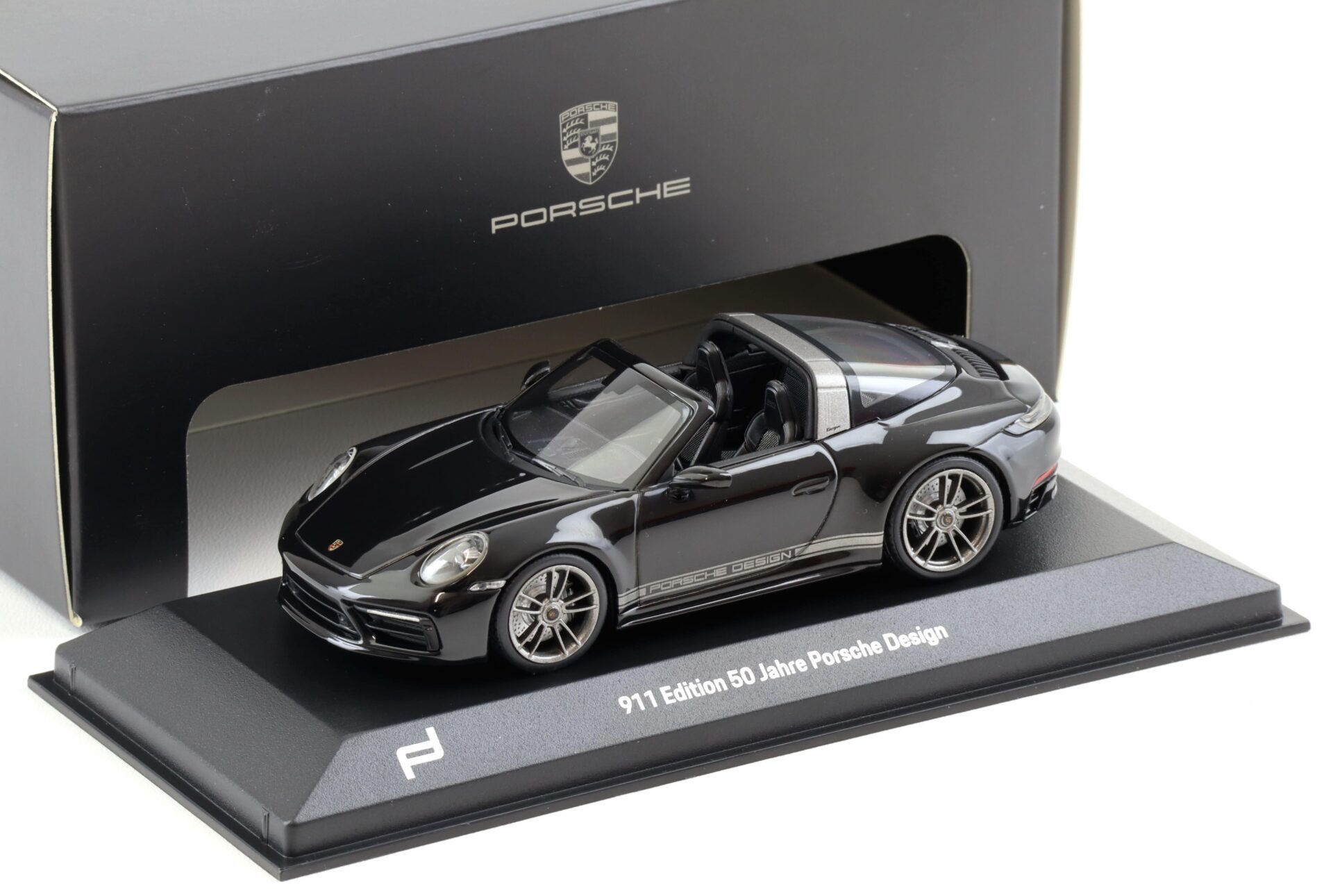 1:43 Minichamps Porsche 911 (992) Targa 4 GTS 50 Jahre Porsche Design WAP DEALER