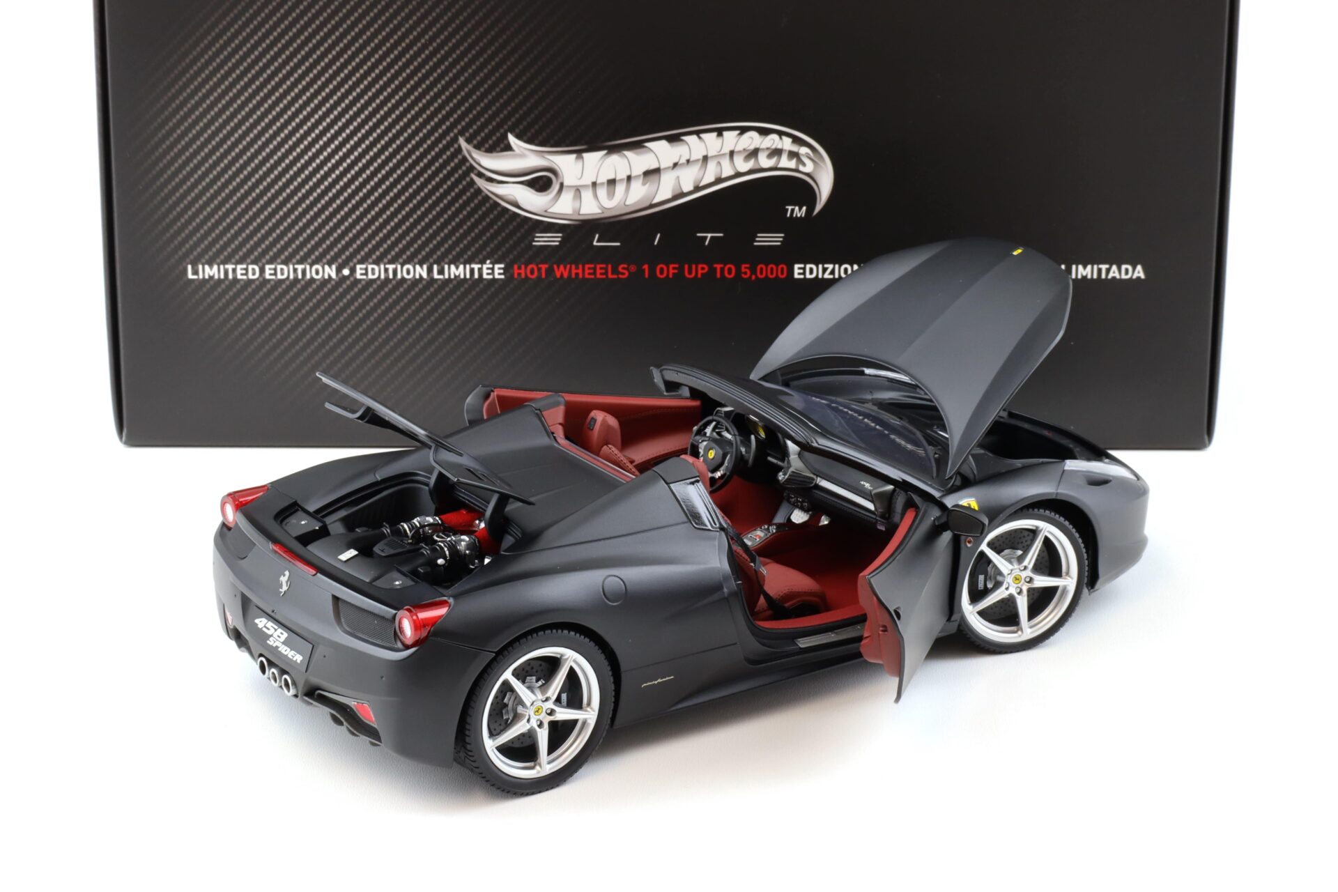 1:18 Hot Wheels Elite Ferrari 458 Spider matt black 2011