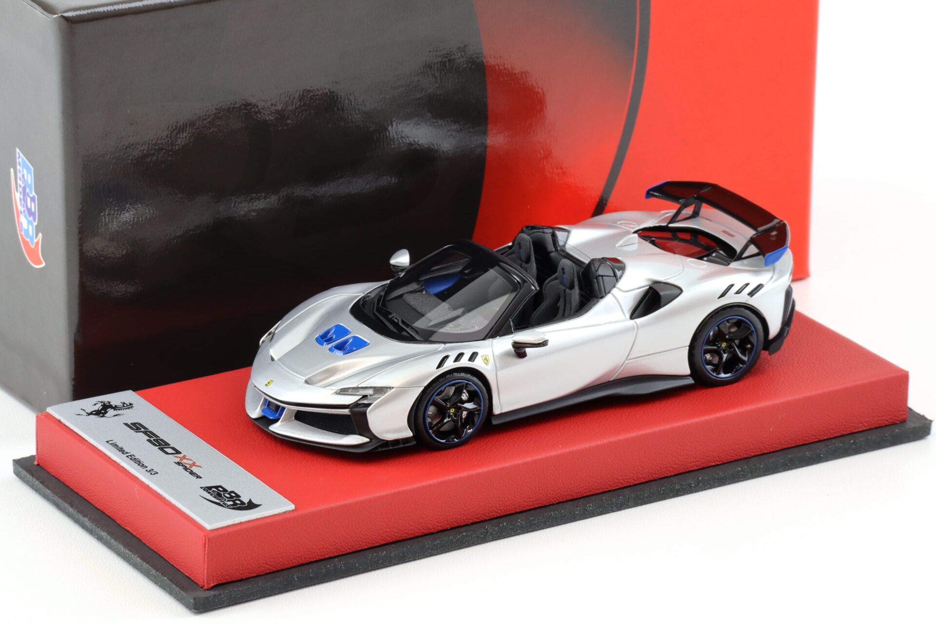 1:43 BBR Ferrari SF90XX Spider Argento Nurburgring with leather base - Limited 3 pcs.