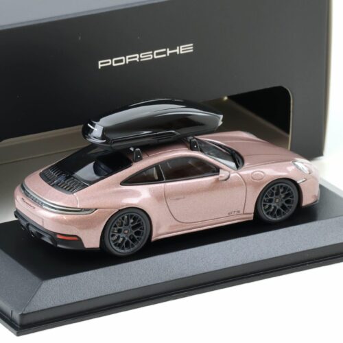 1:43 Minichamps Porsche 911 992.2 Carrera 4 GTS with roof-box Frozenberry WAP DEALER