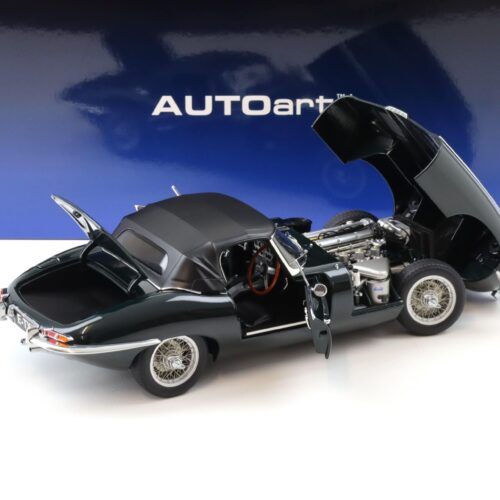 1:18 AUTOart Jaguar E-Type Roadster Series I 3.8 British Racing green 73604