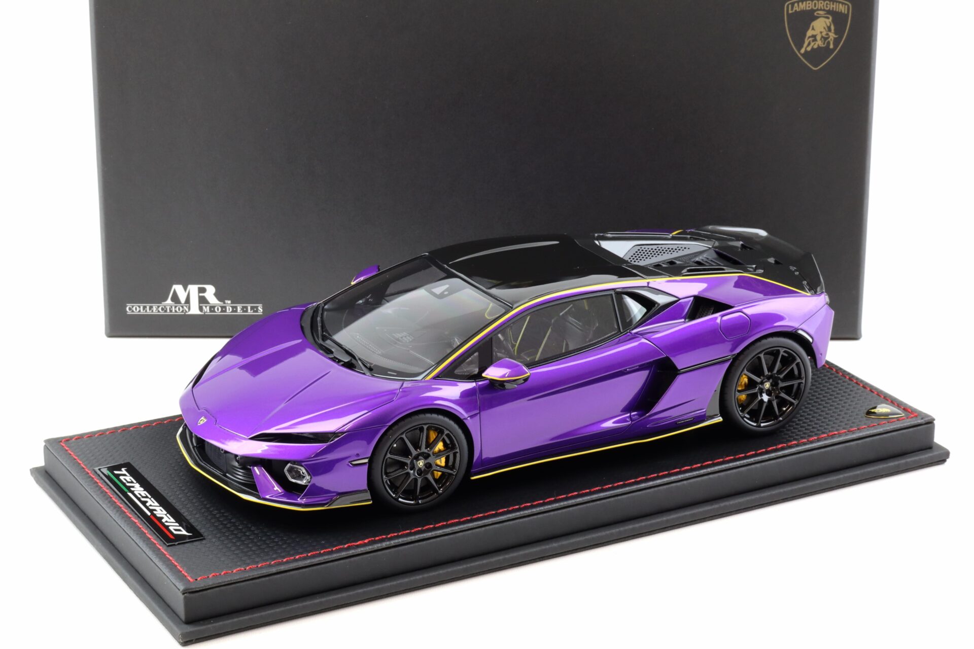1:18 MR Collection Lamborghini Temerario Allege Package Viola Pasifae - Limited 99 pcs.