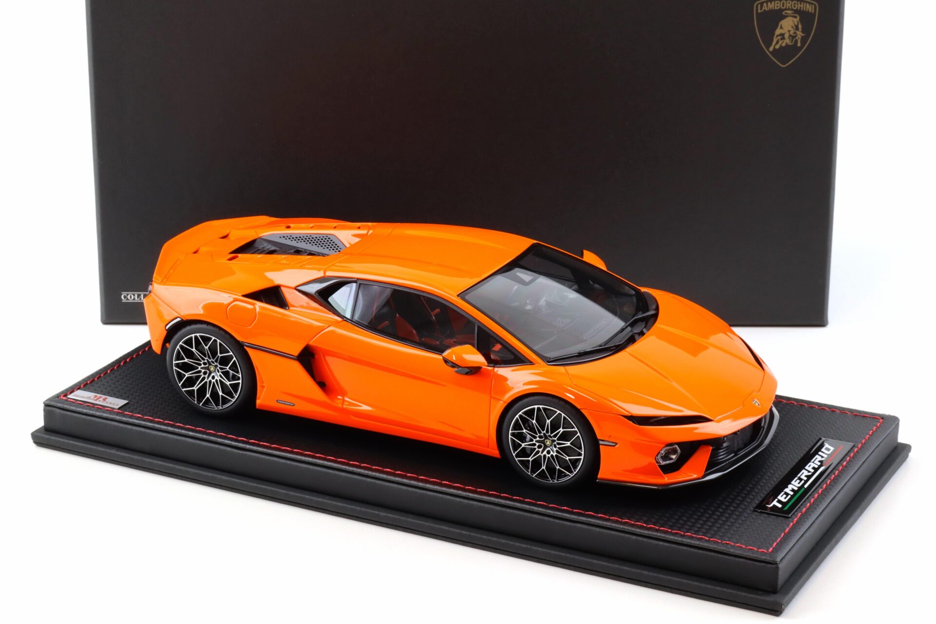 1:18 MR Collection Lamborghini Temerario Arancio Apodis orange - Limited 99 pcs.