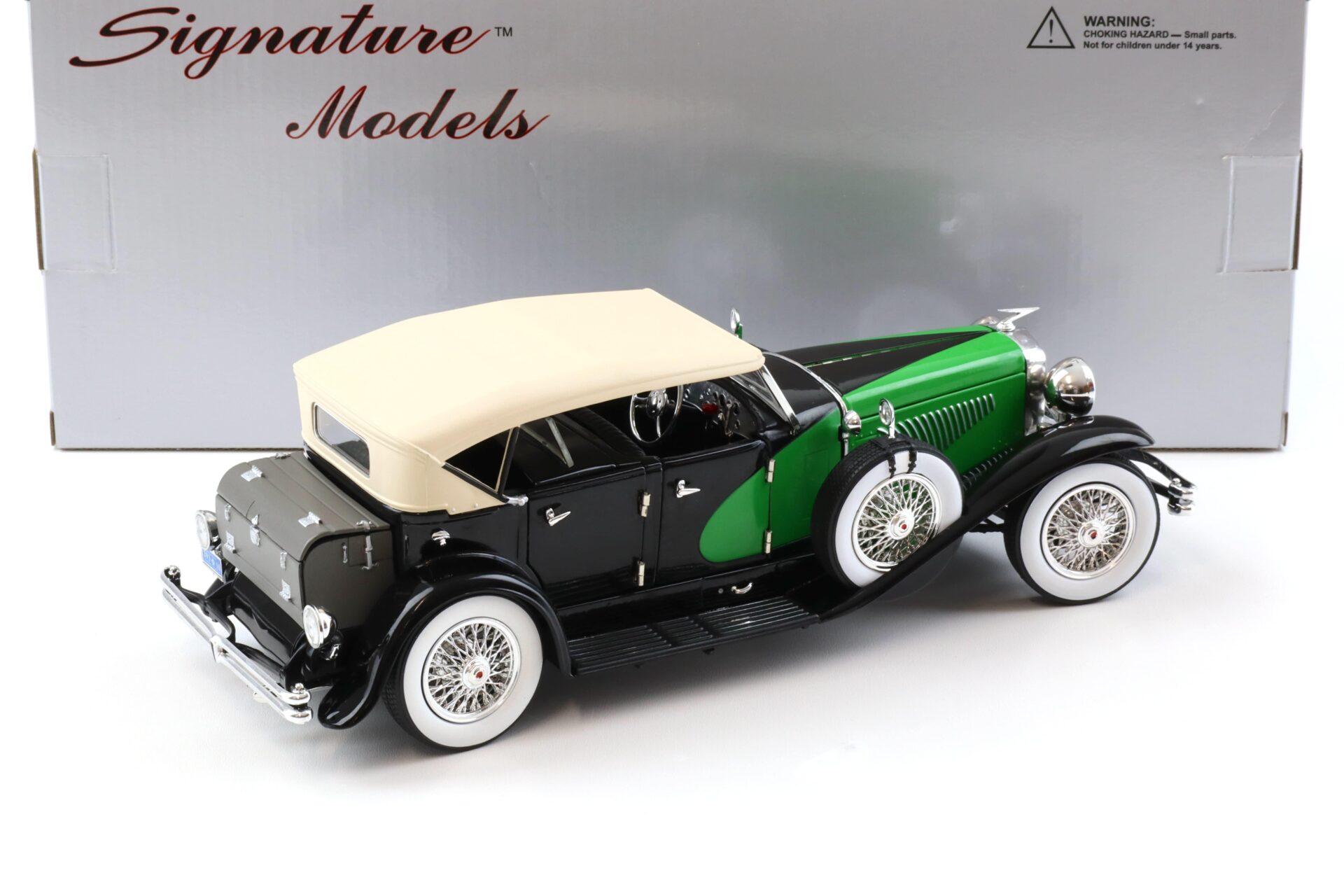 1:18 Signature Models 1934 Duesenberg black/ green
