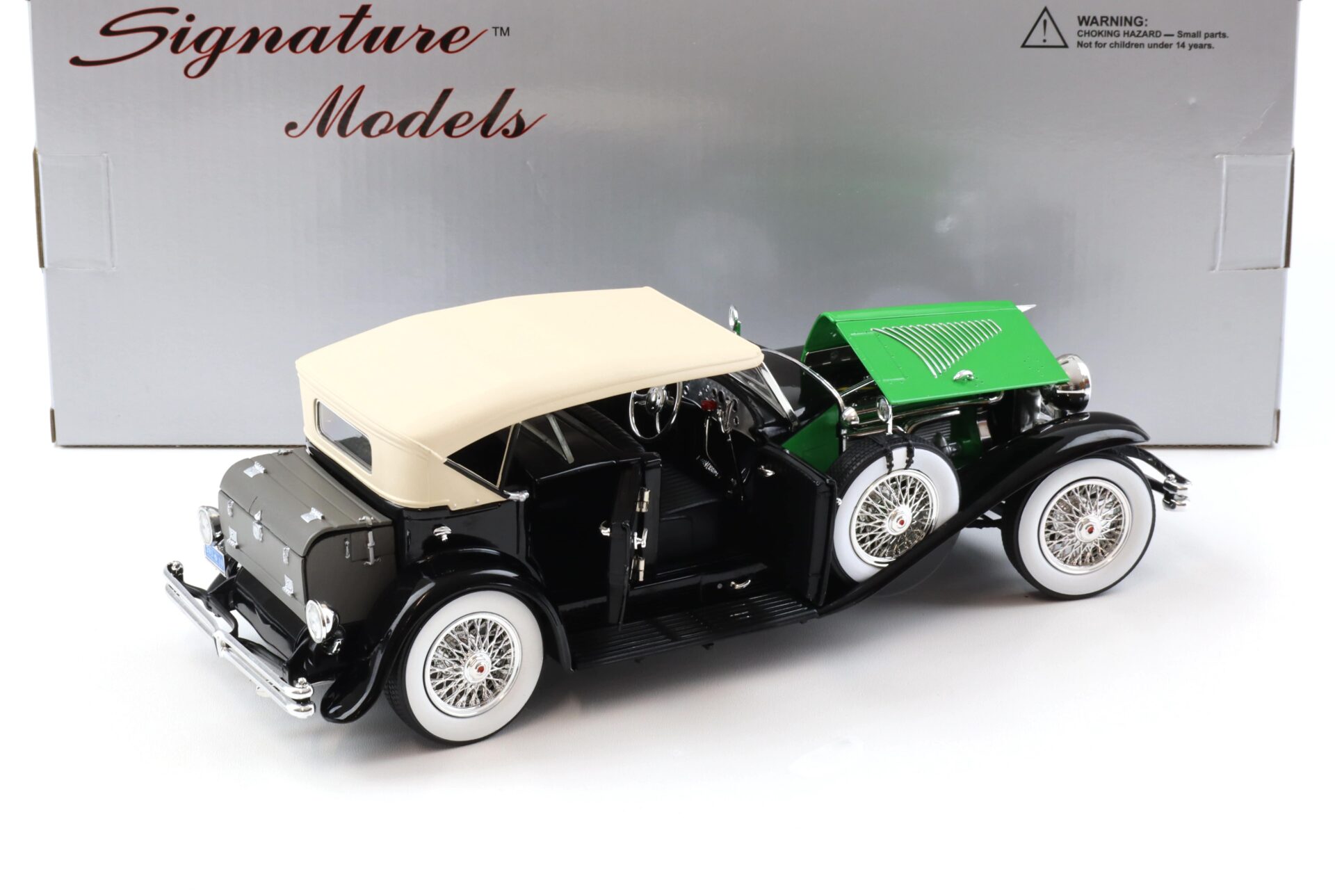 1:18 Signature Models 1934 Duesenberg black/ green