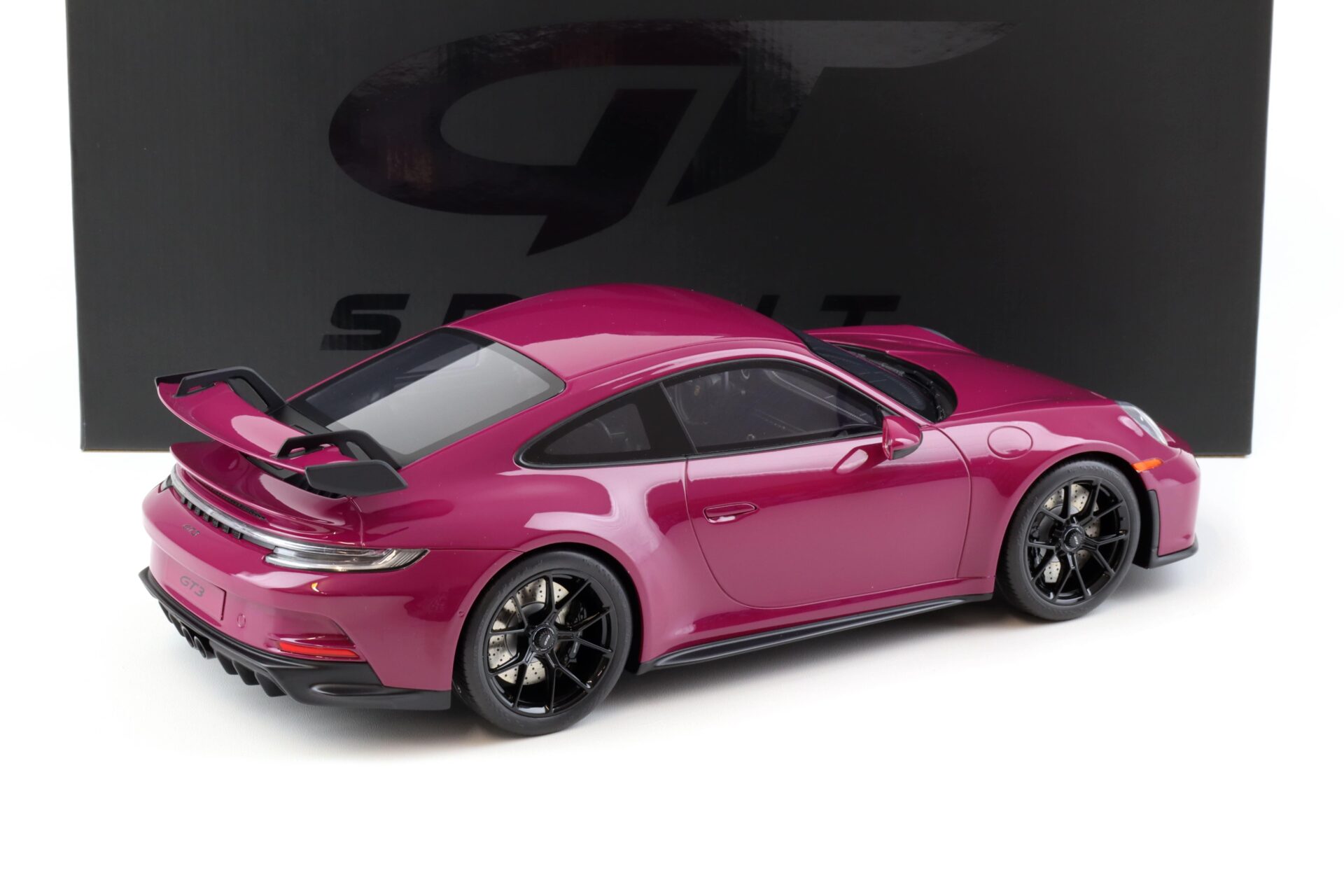 1:12 GT Spirit GT536 Porsche 911 992 GT3 Coupe Ruby Star Neo 2021