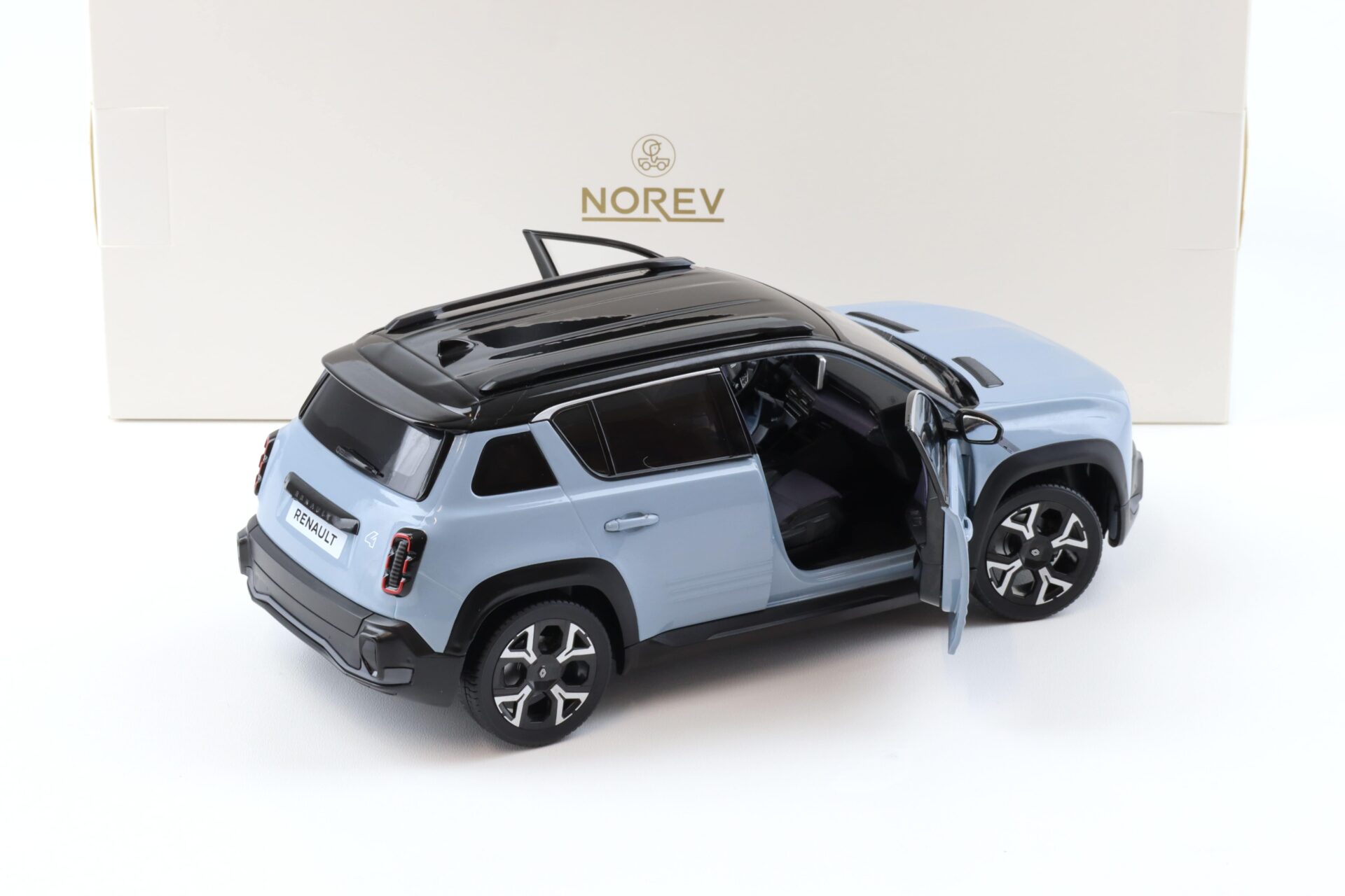 1:18 Norev Renault 4 E-Tech 100% Electric 2025 Cloud blue
