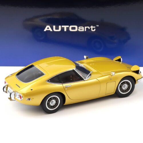 1:18 AUTOart Toyota 2000GT Coupe 1967 gold metallic 79549