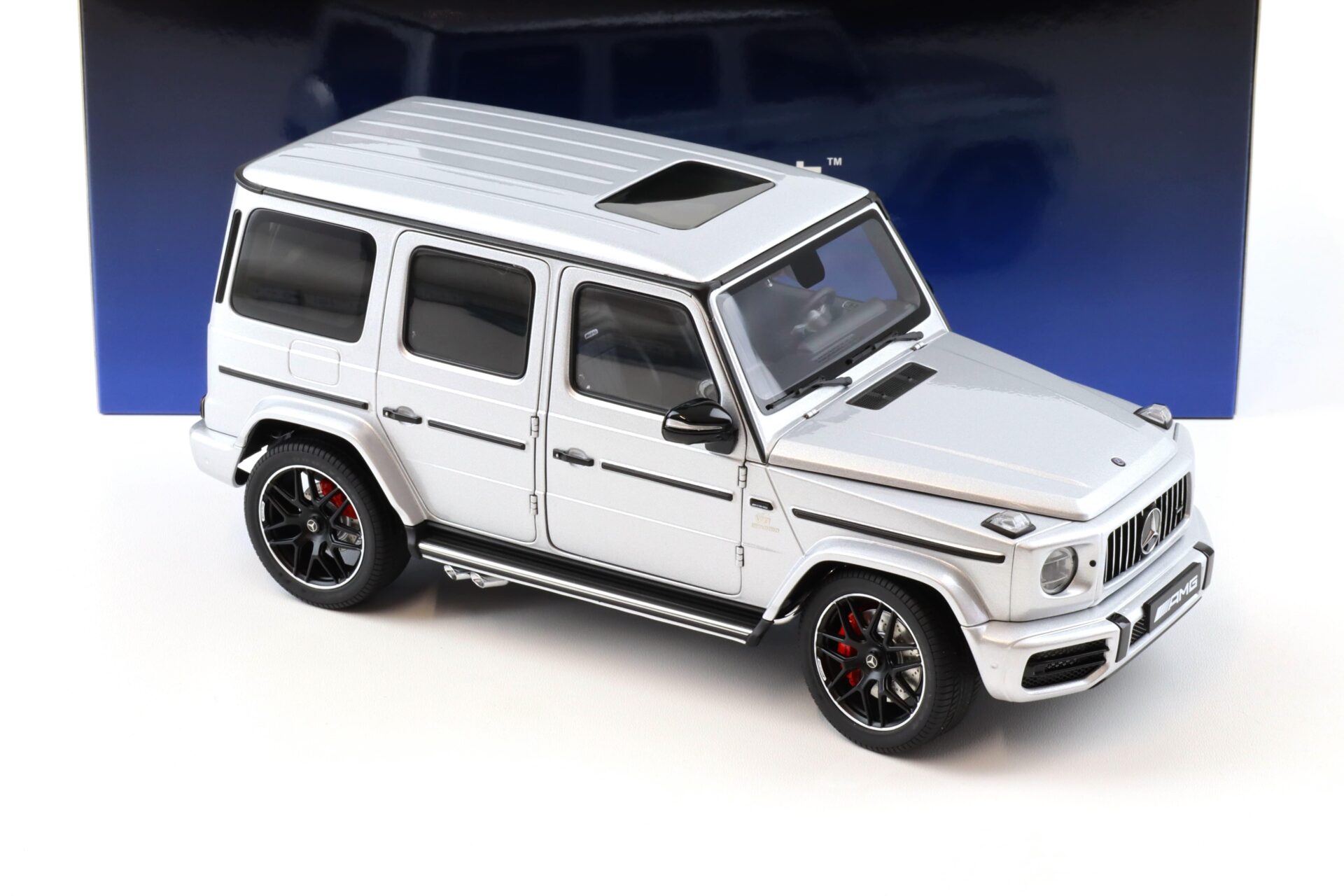 1:18 AUTOart Mercedes G63 AMG 2019 W463A Iridium silver metallic