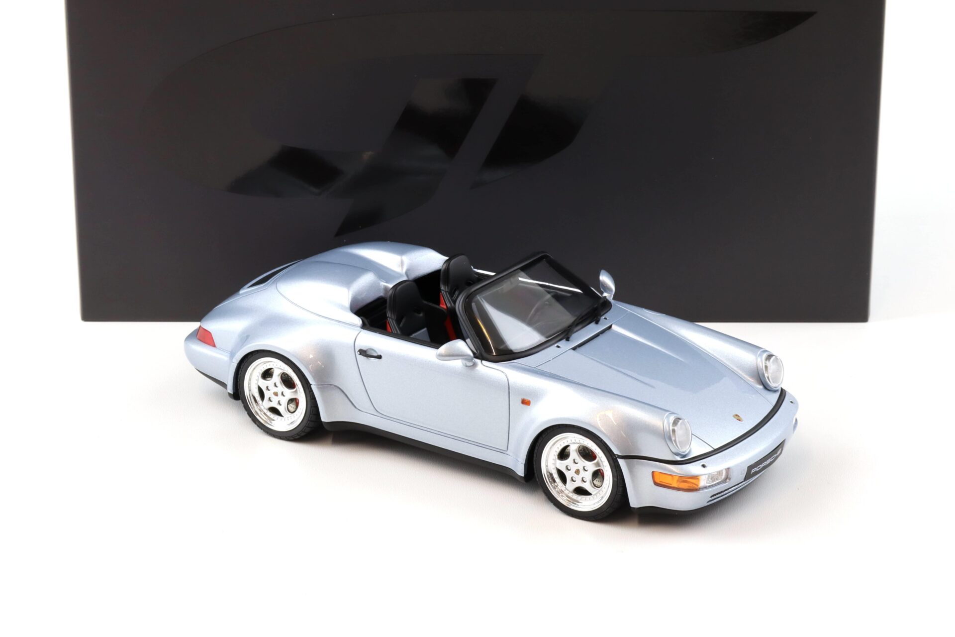 1:18 GT Spirit GT200 Porsche 911 (964) Speedster Turbo Look 1990 silver