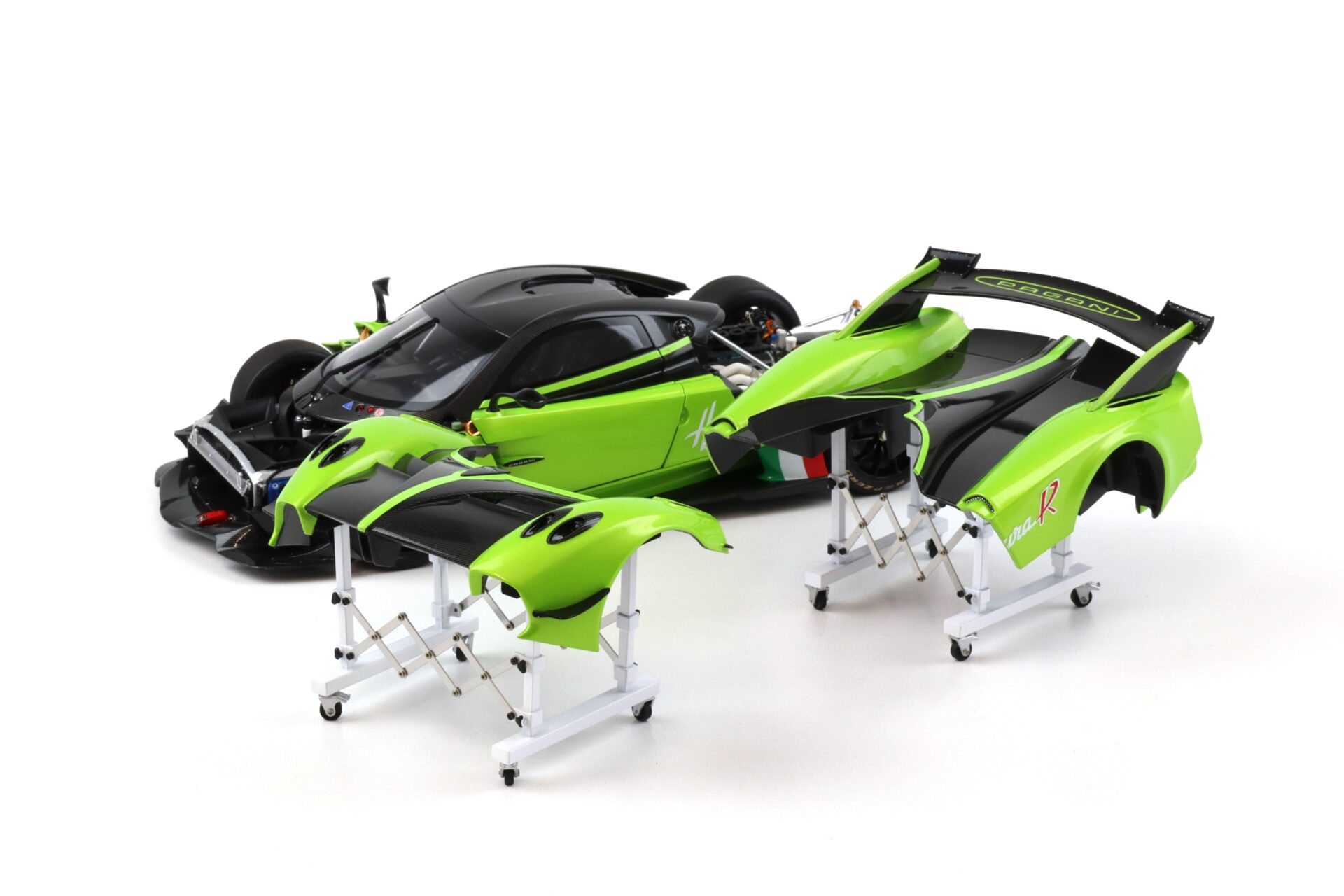 1:18 LCD Models Hood Holder Set 2 pcs. Semi Gloss white LCD-08-SGW