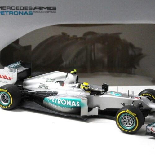 1:18 Minichamps Mercedes F1 AMG Petronas W03 Rosberg 2012 - Image 2