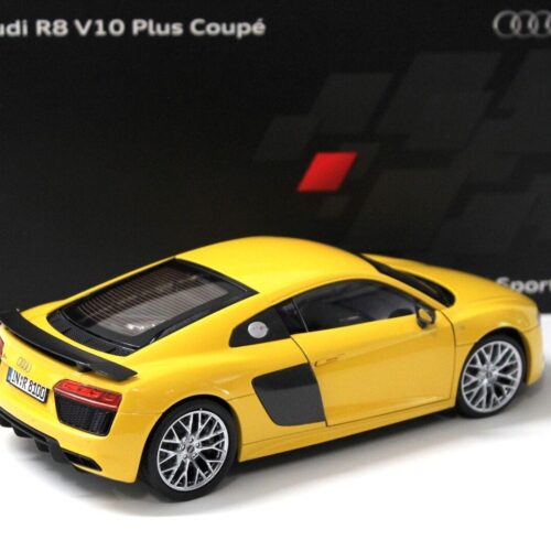 1:18 iScale Audi R8 V10 Plus Coupe yellow DEALER VERSION