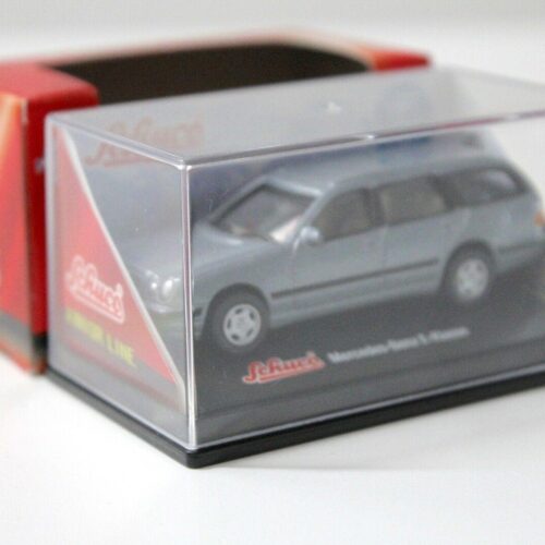 1:72 Schuco Mercedes Benz E-Class station wagon silver - Image 3
