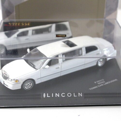 1:43 Vitesse Lincoln Town Car Limousine white/ white - Image 2