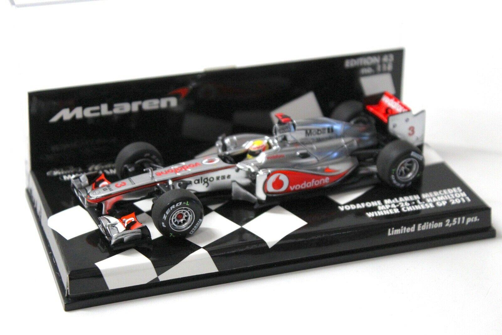 1:43 Minichamps McLaren Mercedes MP4-26 Hamilton Chinese GP
