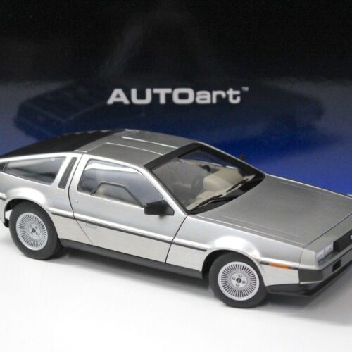 1:18 AUTOart DeLorean DMC-12 Satin Finish 1981 - Image 2