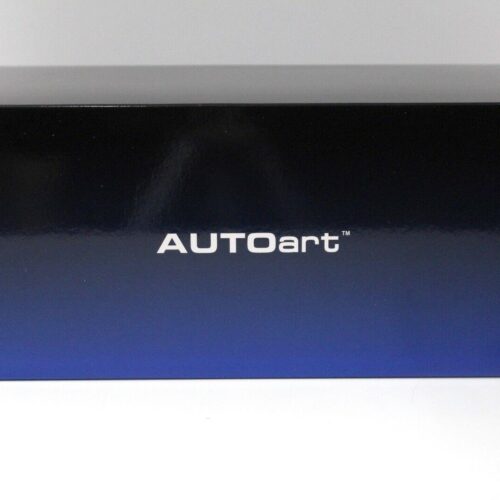 1:18 AUTOart DeLorean DMC-12 Satin Finish 1981 - Image 4