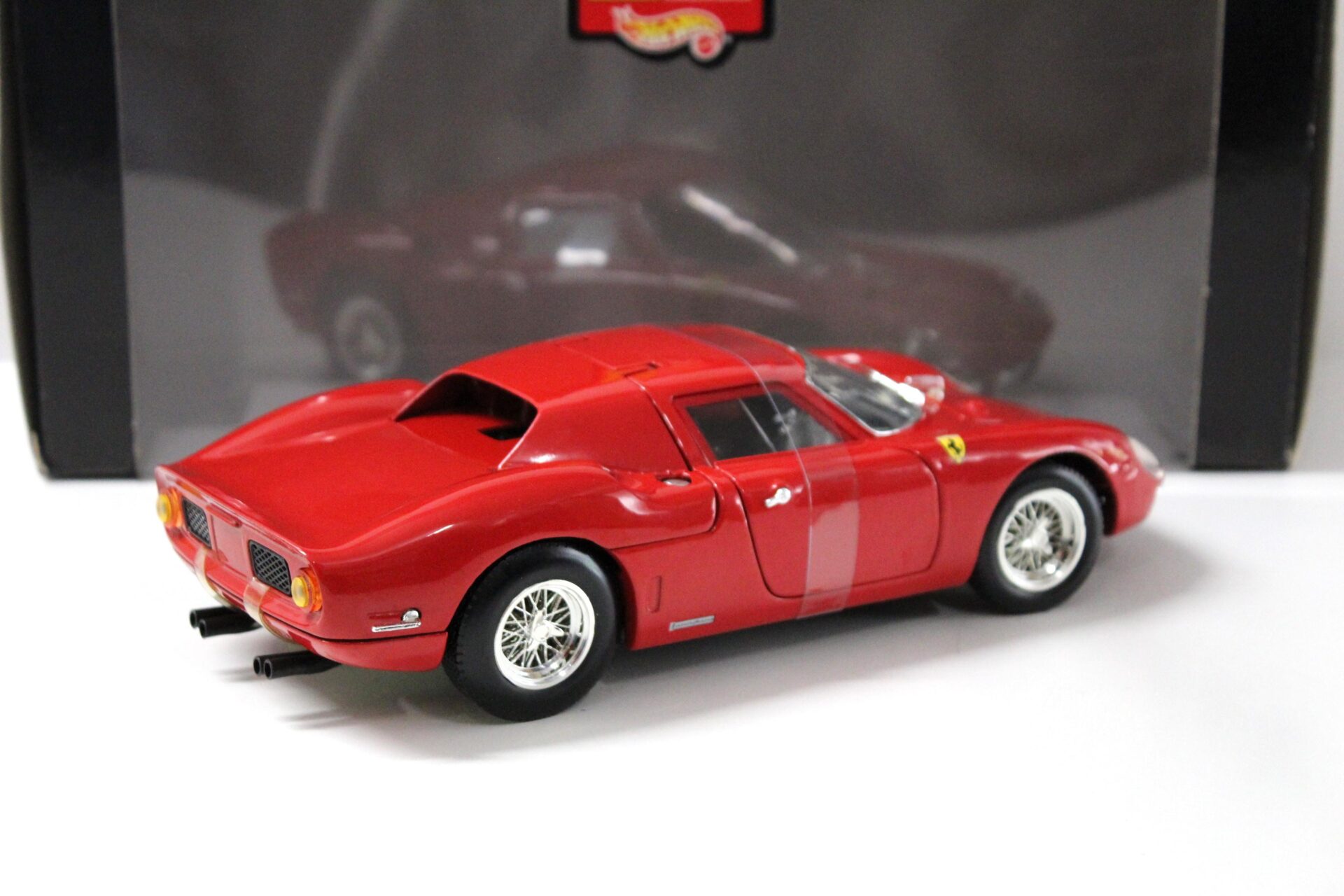 1:18 Hot Wheels Ferrari 250LM Coupe 1964 red