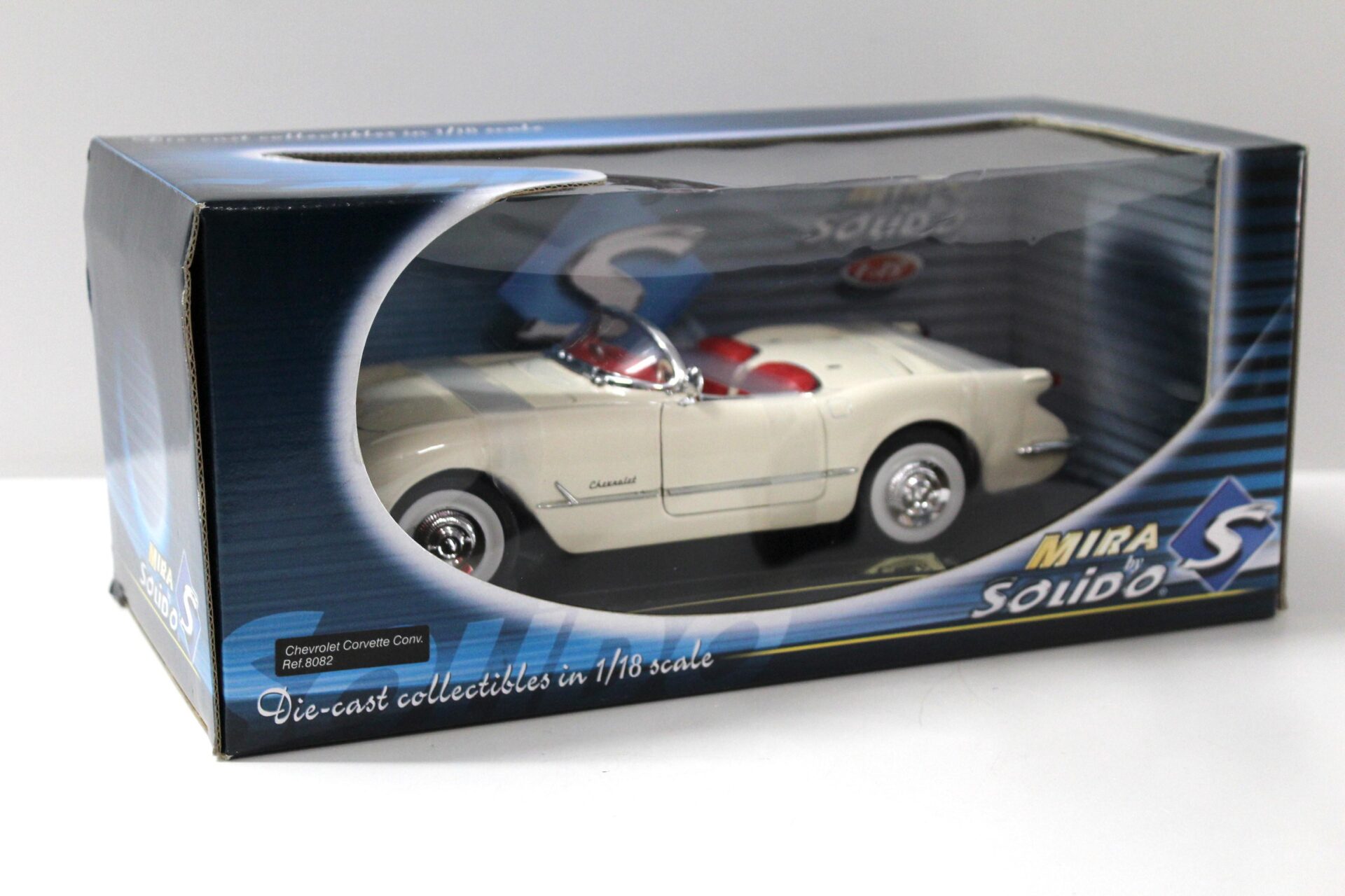1:18 Solido Mira Chevrolet Corvette Convertible 1953 white
