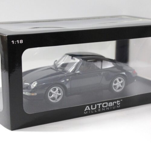 1:18 AUTOart Porsche 911 (993) Carrera Coupe 1995 green metallic