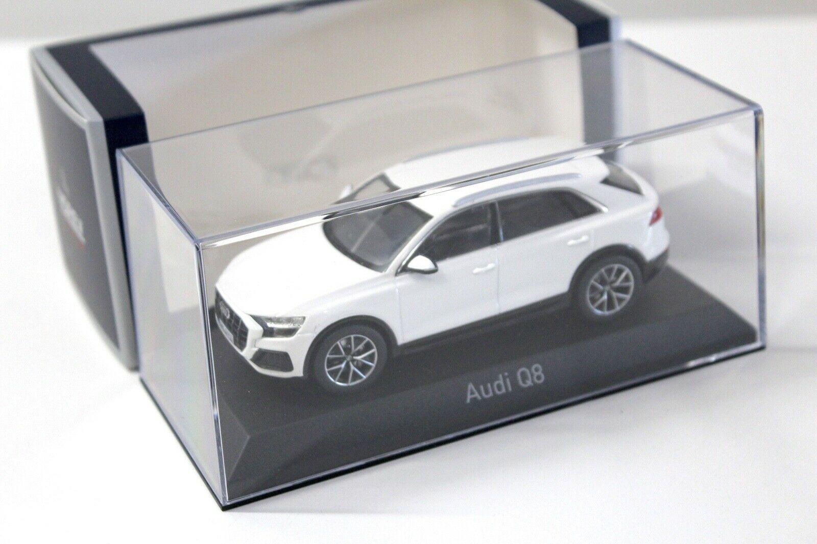 1:43 Norev Audi Q8 SUV 2018 white