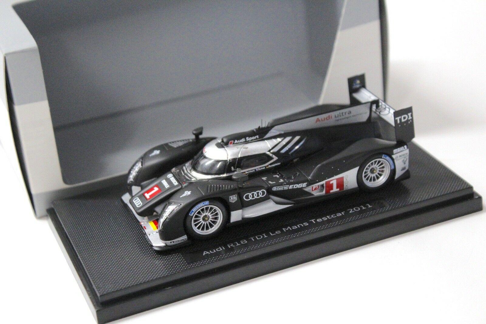 ID 34959 orig.jpg 1:43 Spark Audi R18 TDI Le Mans Testcar 2011 DEALER VERSION