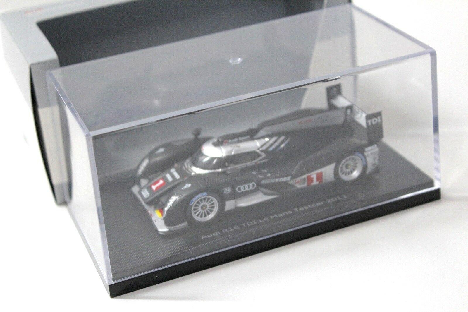 1:43 Spark Audi R18 TDI Le Mans Testcar 2011 DEALER VERSION