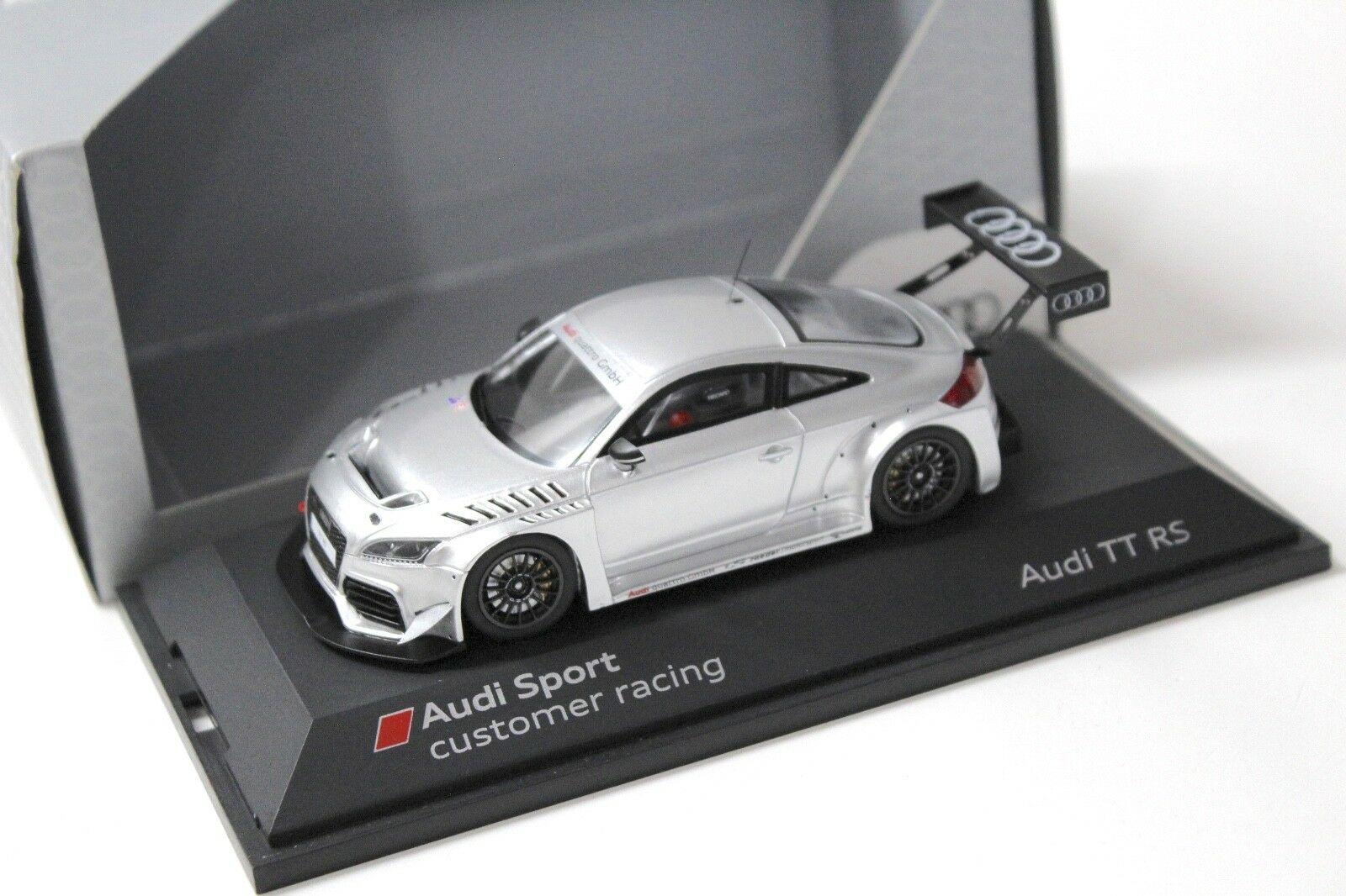 1:43 Spark Audi TT RS VLN Präsentation silver DEALER VERSION