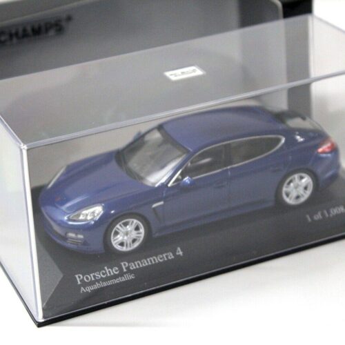 1:43 Minichamps Porsche Panamera 4 Aqua blue