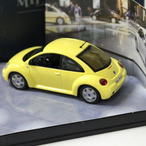 1:43 Vitesse Millenium VW Beetle 1999 yellow Diorama