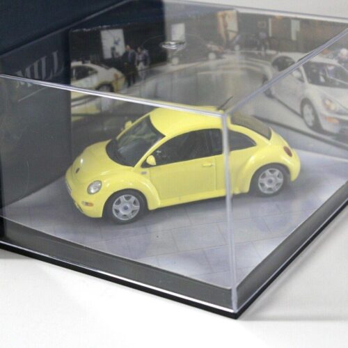 1:43 Vitesse Millenium VW Beetle 1999 yellow Diorama