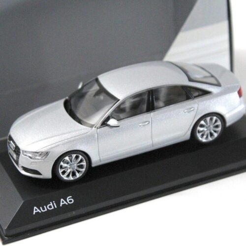1:43 Schuco Audi A6 Limousine C7 ice silver DEALER VERSION
