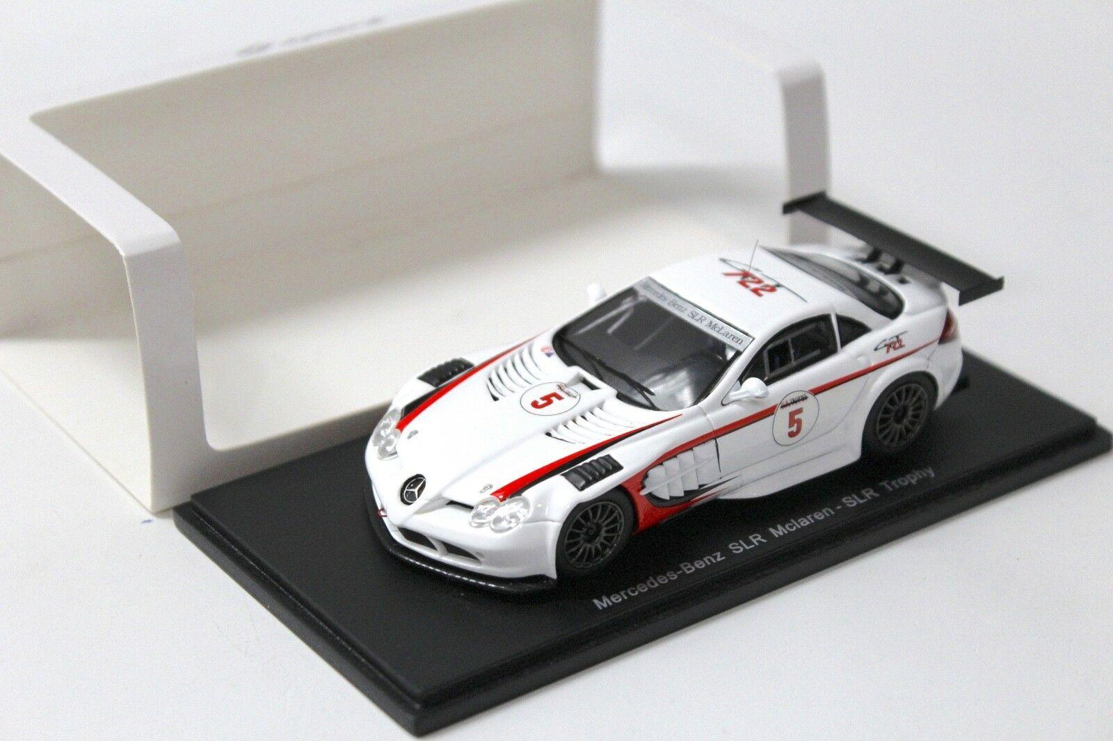 ID 36342 orig 1.jpg 1:43 Spark Mercedes SLR McLaren Trophy #5 Ltd. 300 pcs white