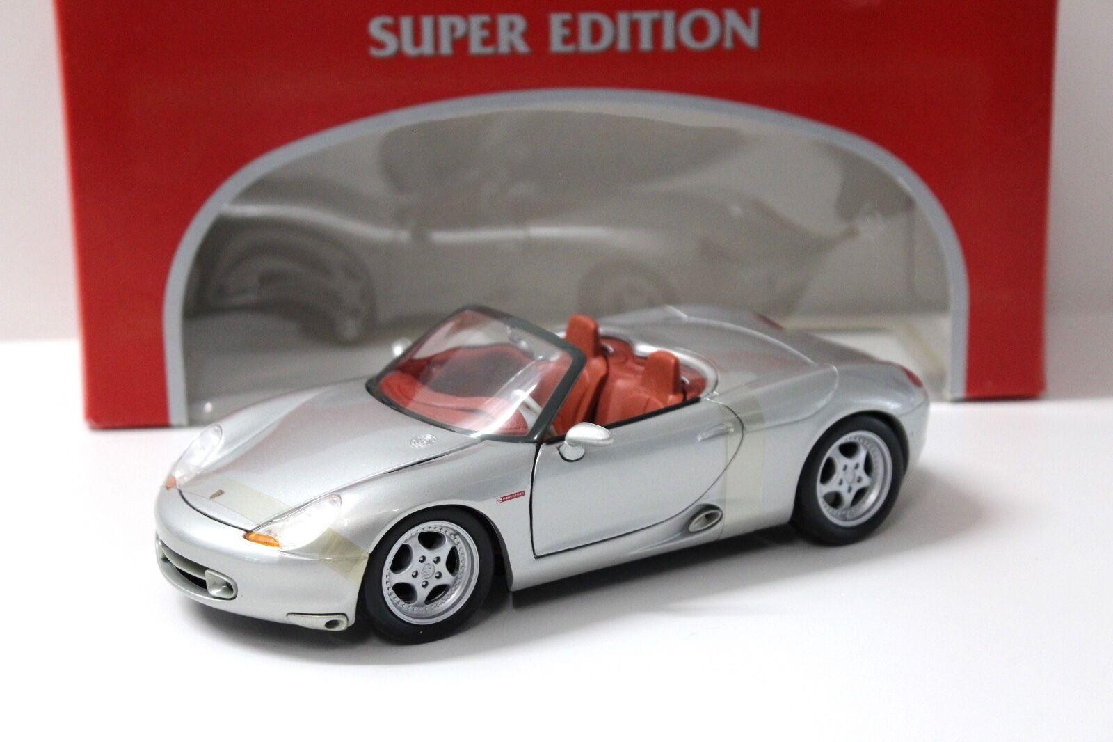 1:18 Maisto Porsche Boxster silver