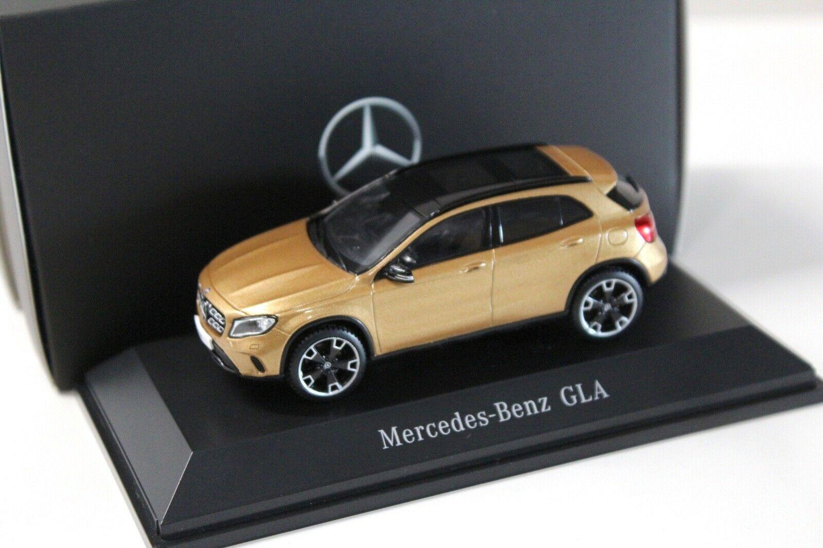 ID 36718 orig 1.jpg 1:43 Spark Minimax Mercedes GLA X156 gold-beige DEALER VERSION