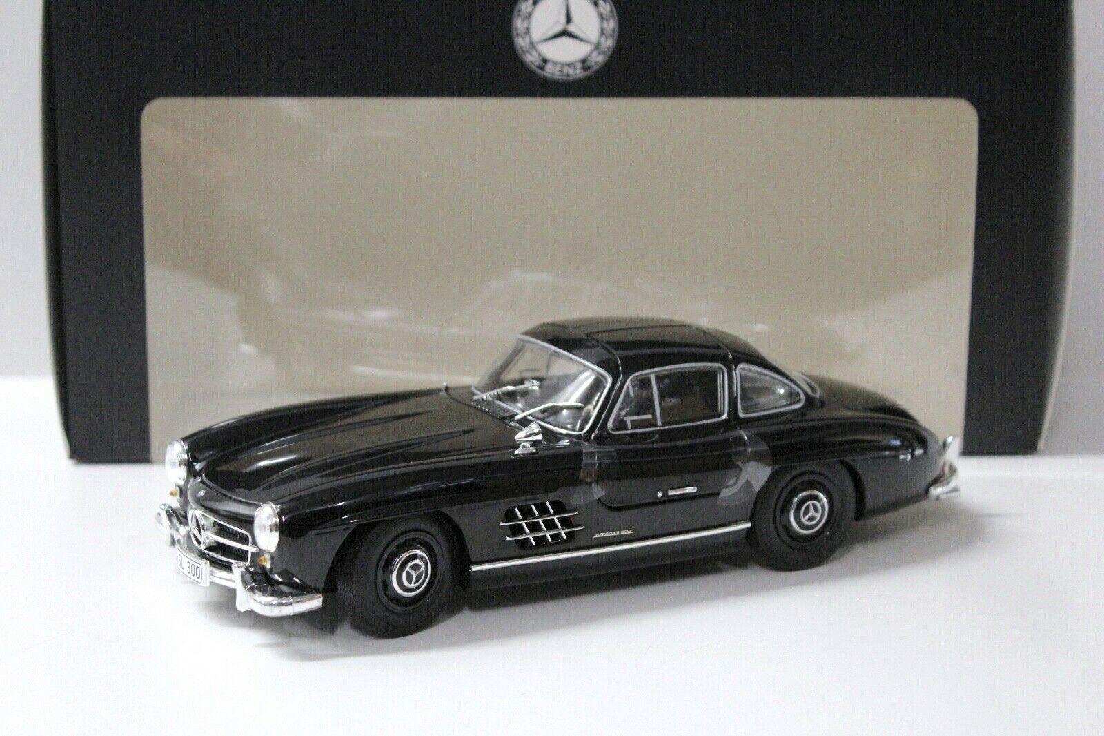 ID 36843 orig 1.jpg 1:18 Minichamps Mercedes 300SL Coupe black DEALER VERSION